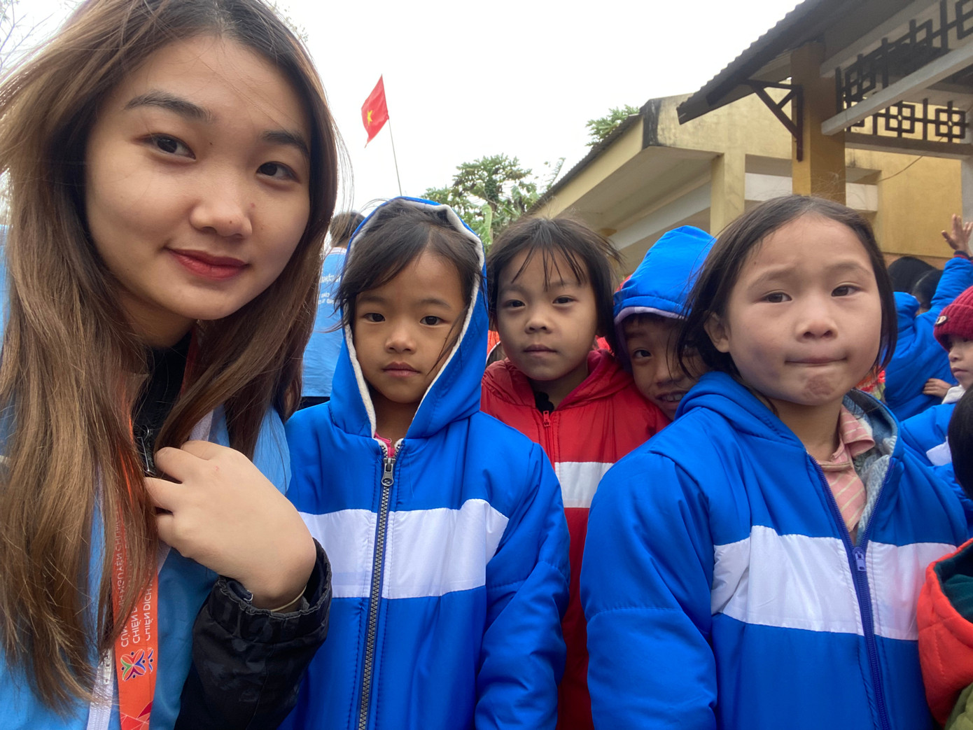 Hành trình 4 năm thiện nguyện của nữ sinh Sư phạm  Thanh xuân đẹp nhất khi được cho đi