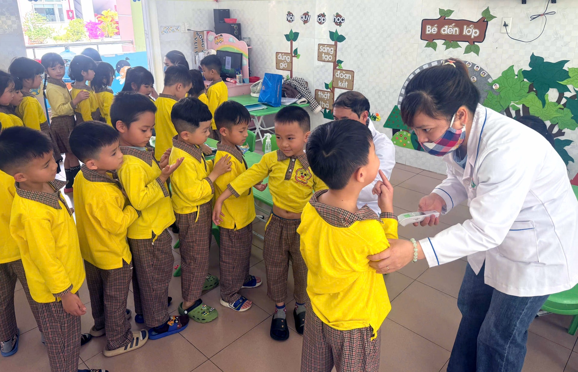 Dịch tay chân miệng ở khu vực Đà Lạt Hơn 70 ca mắc là trẻ mầm non