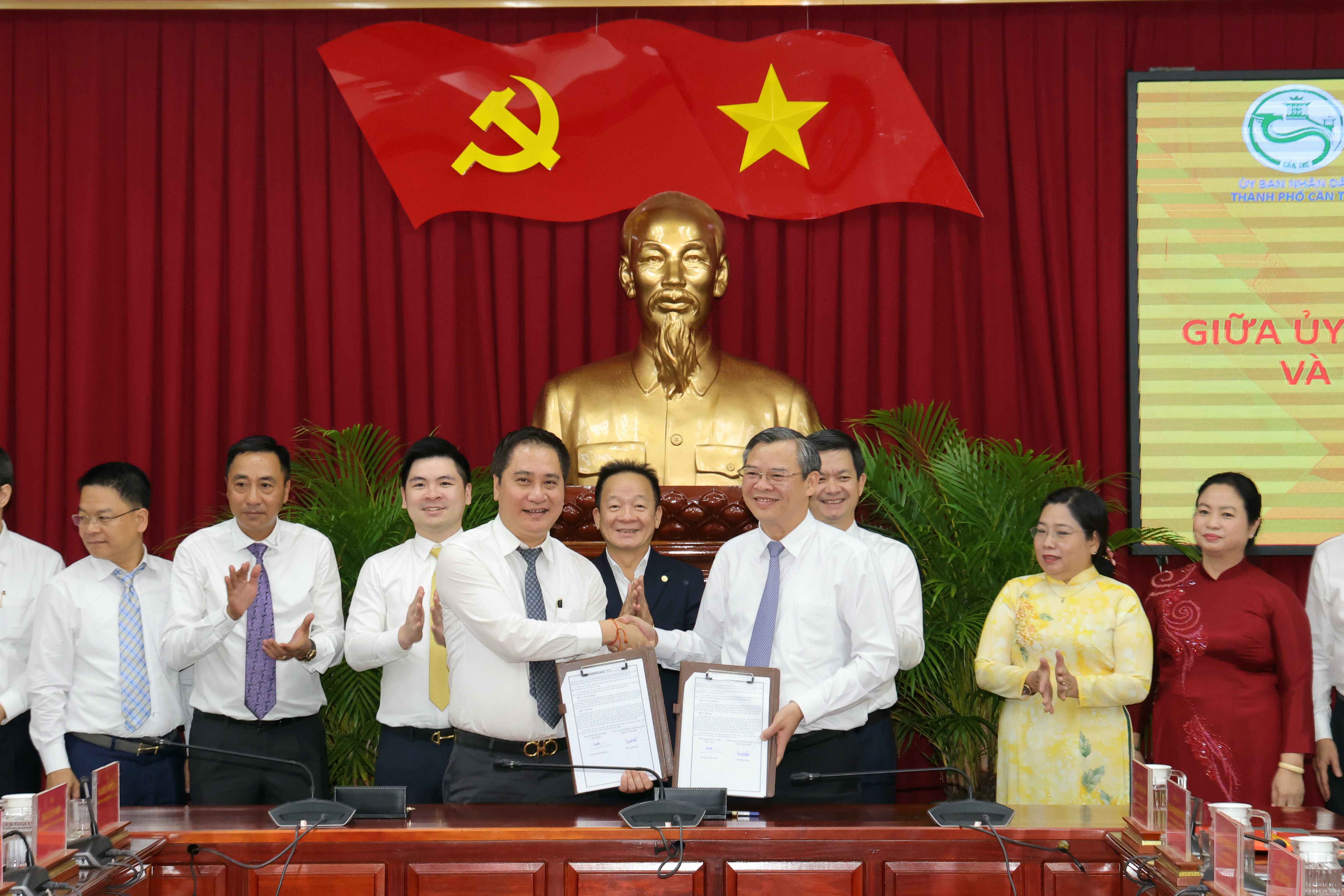 T T Group và TP Cần Thơ ký kết hợp tác, nghiên cứu triển khai nhiều dự án lớn