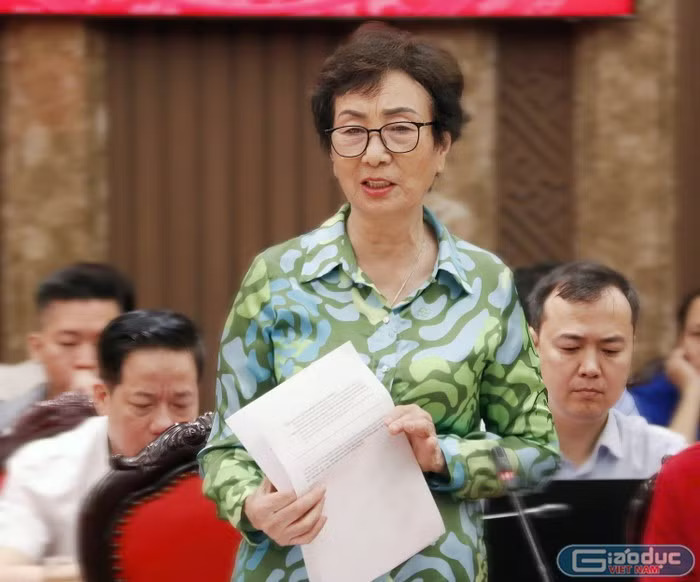 Muốn nâng cao chất lượng dạy và học phải bắt đầu từ giảm sĩ số lớp học ở trường công