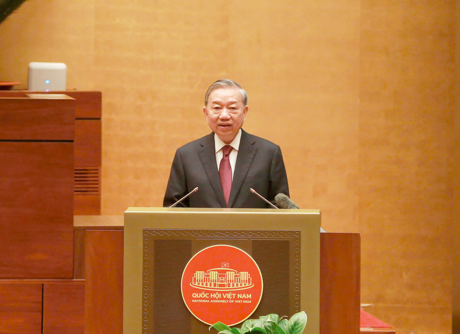 Mọi quy định của Đảng phải được thực hiện thống nhất, đồng bộ, nhất quán từ trên xuống dưới