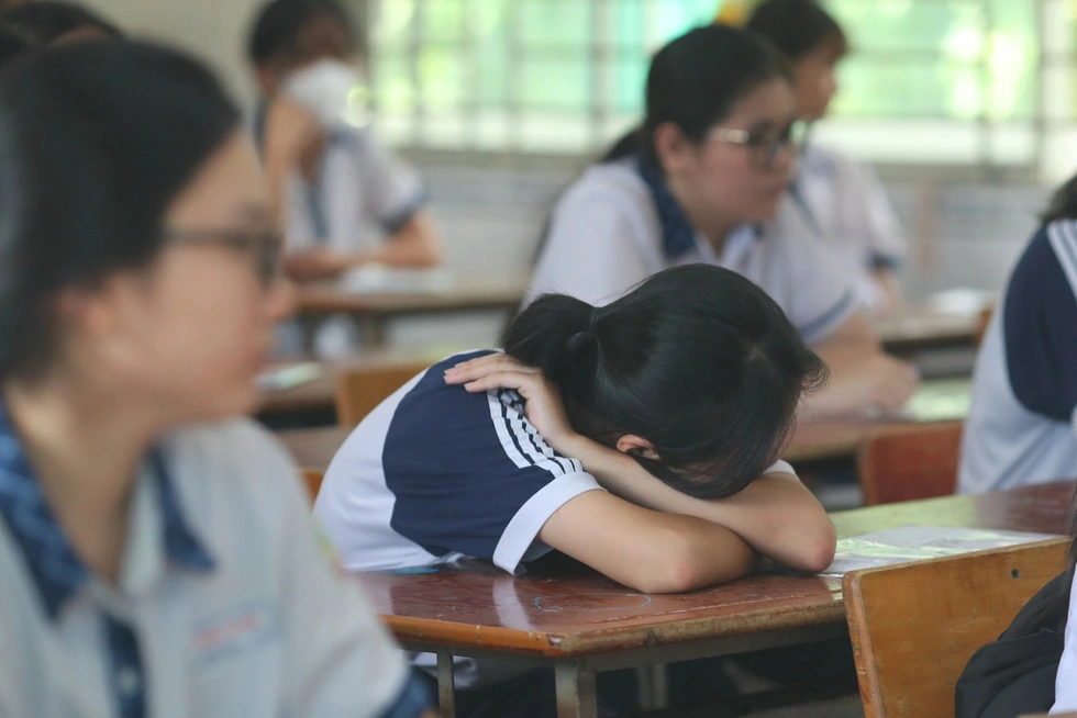 Học thêm, dạy thêm Nhìn từ ngọn đến gốc