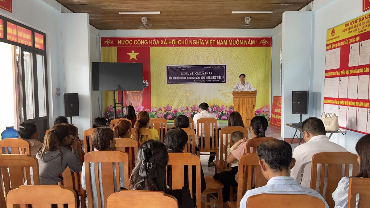 Tôi sẽ cố gắng tập viết, tập đọc để tự ký tên mình