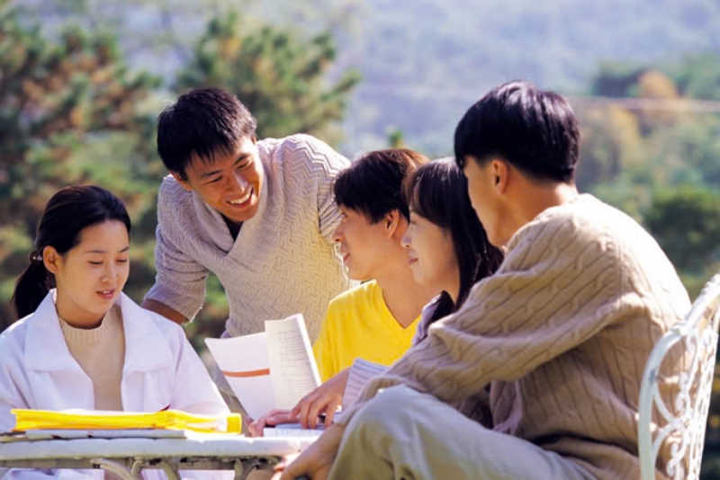 Sức khỏe tâm thần sinh viên và khoảng trống giữa nhu cầu với dịch vụ hỗ trợ