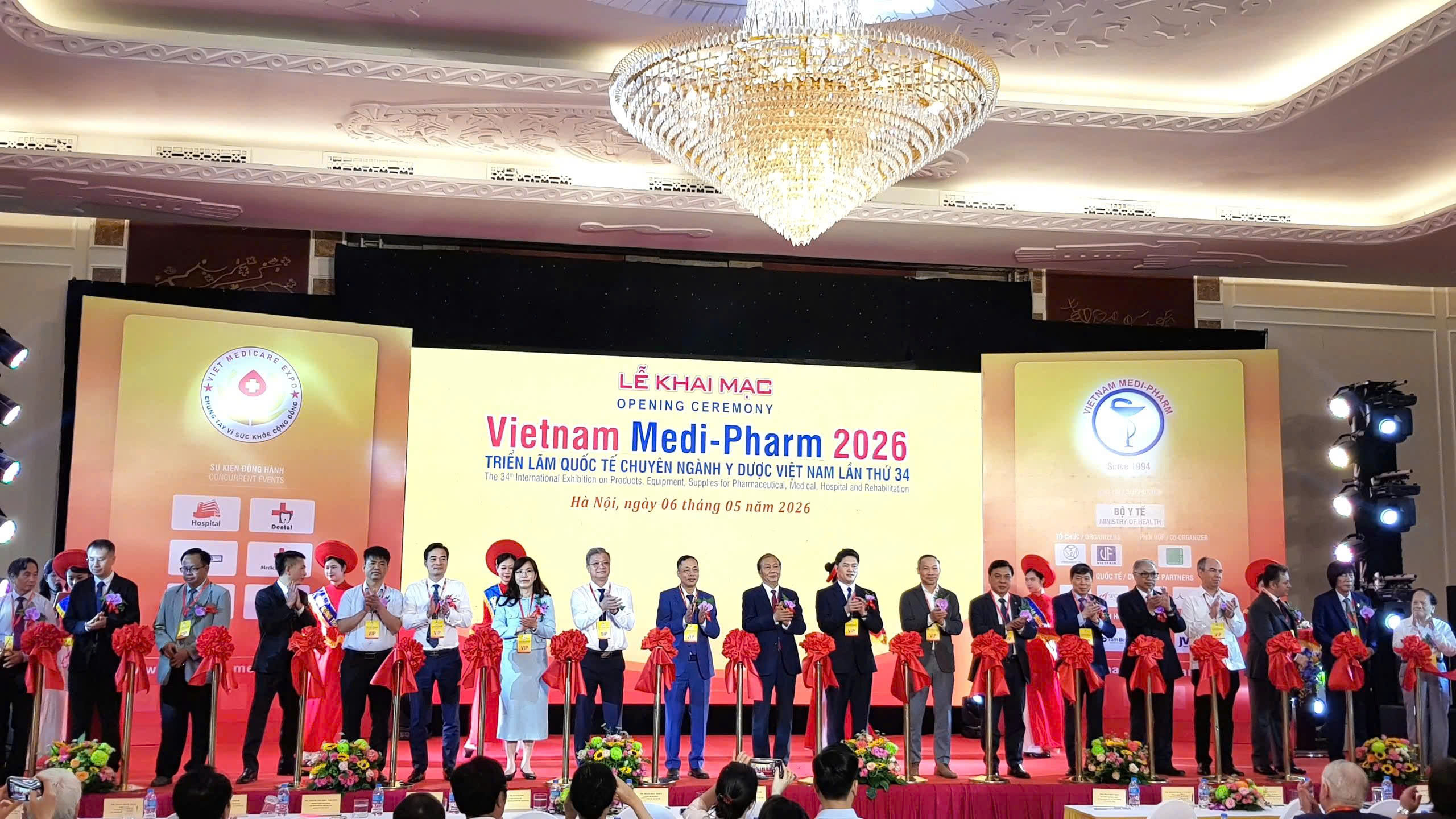 Thúc đẩy hợp tác quốc tế phát triển y dược, chăm sóc sức khỏe cộng đồng