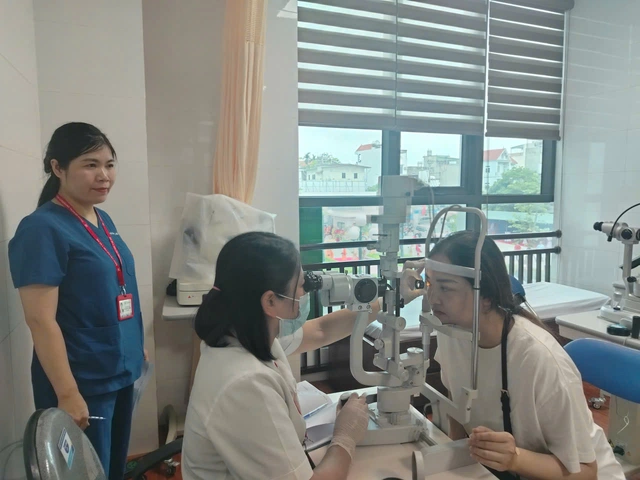 Bệnh viện Đại học Y Hà Nội khai trương phòng khám chất lượng cao tại Trạm Y tế