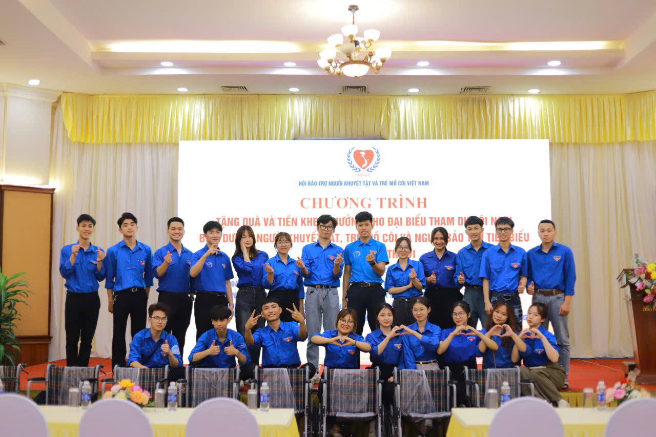 Sinh viên Học viện Phụ nữ Việt Nam Lan tỏa tinh thần thiện nguyện bằng những việc làm thiết thực