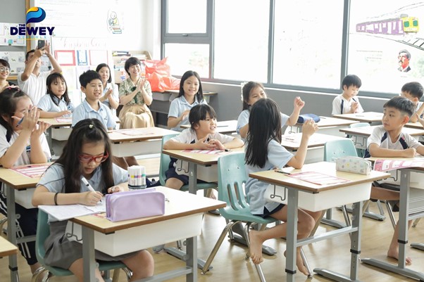 9+ Cách tạo hứng thú học tập cho học sinh tiểu học hiệu quả