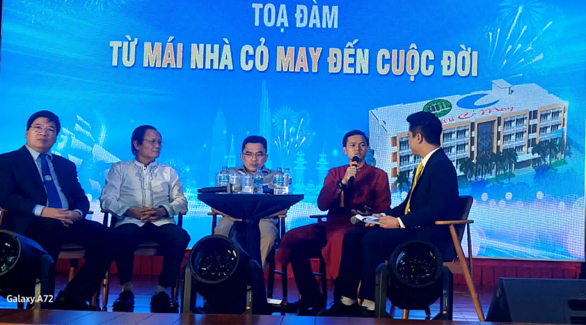 …Vậy mà Cỏ May đã tròn 10 năm