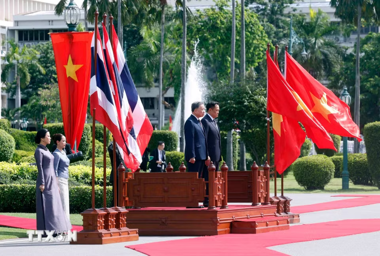 Lễ đón trọng thể Tổng Bí thư, Chủ tịch nước Tô Lâm và Phu nhân thăm chính thức Vương quốc Thái Lan