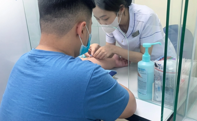 Nam sinh 13 tuổi nhập viện vì đường huyết giảm nguy hiểm, bác sĩ chỉ ra nguyên nhân nhiều gia đình chủ quan