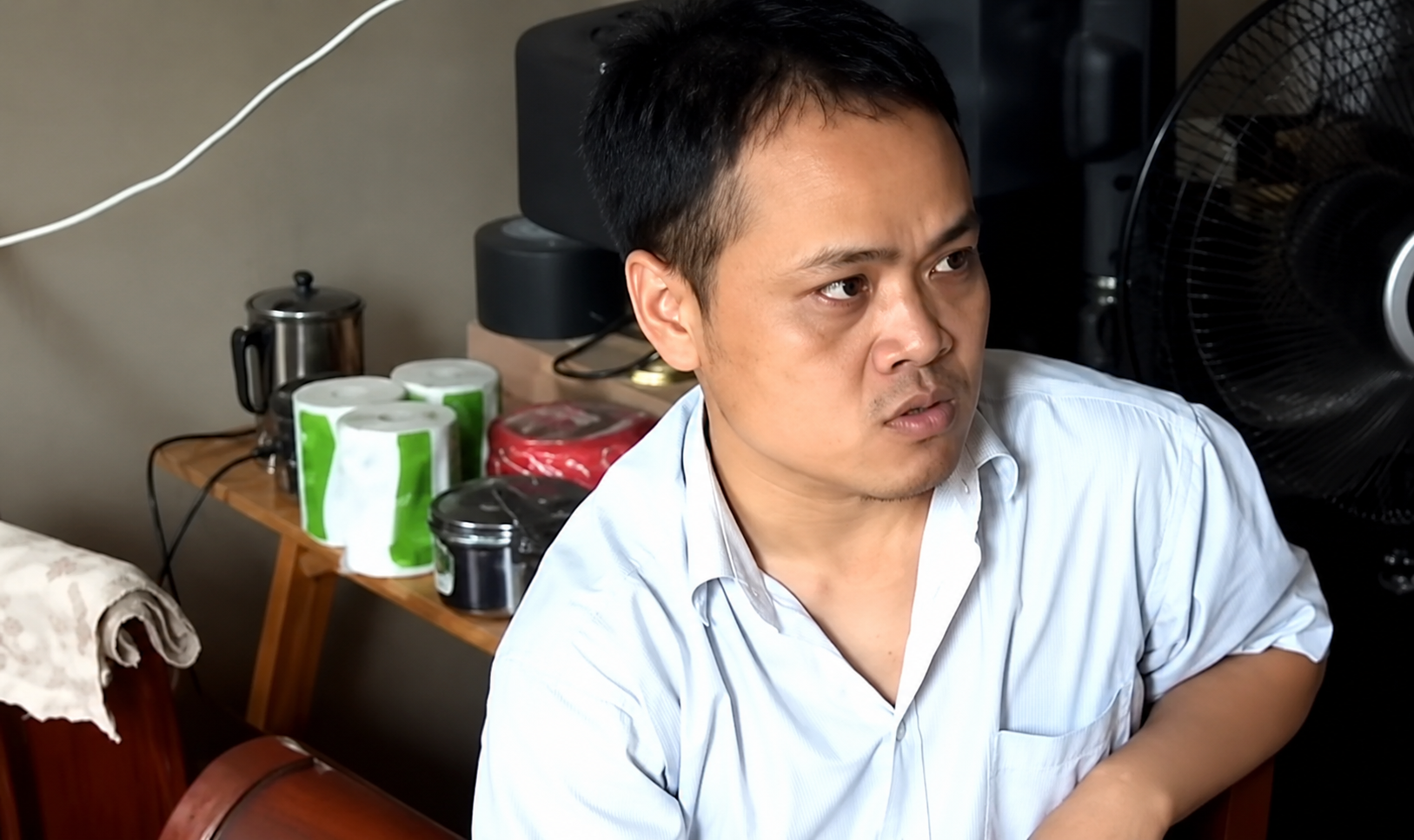 Thủ khoa thi đại học ở Trung Quốc thành kẻ ăn bám suốt 9 năm