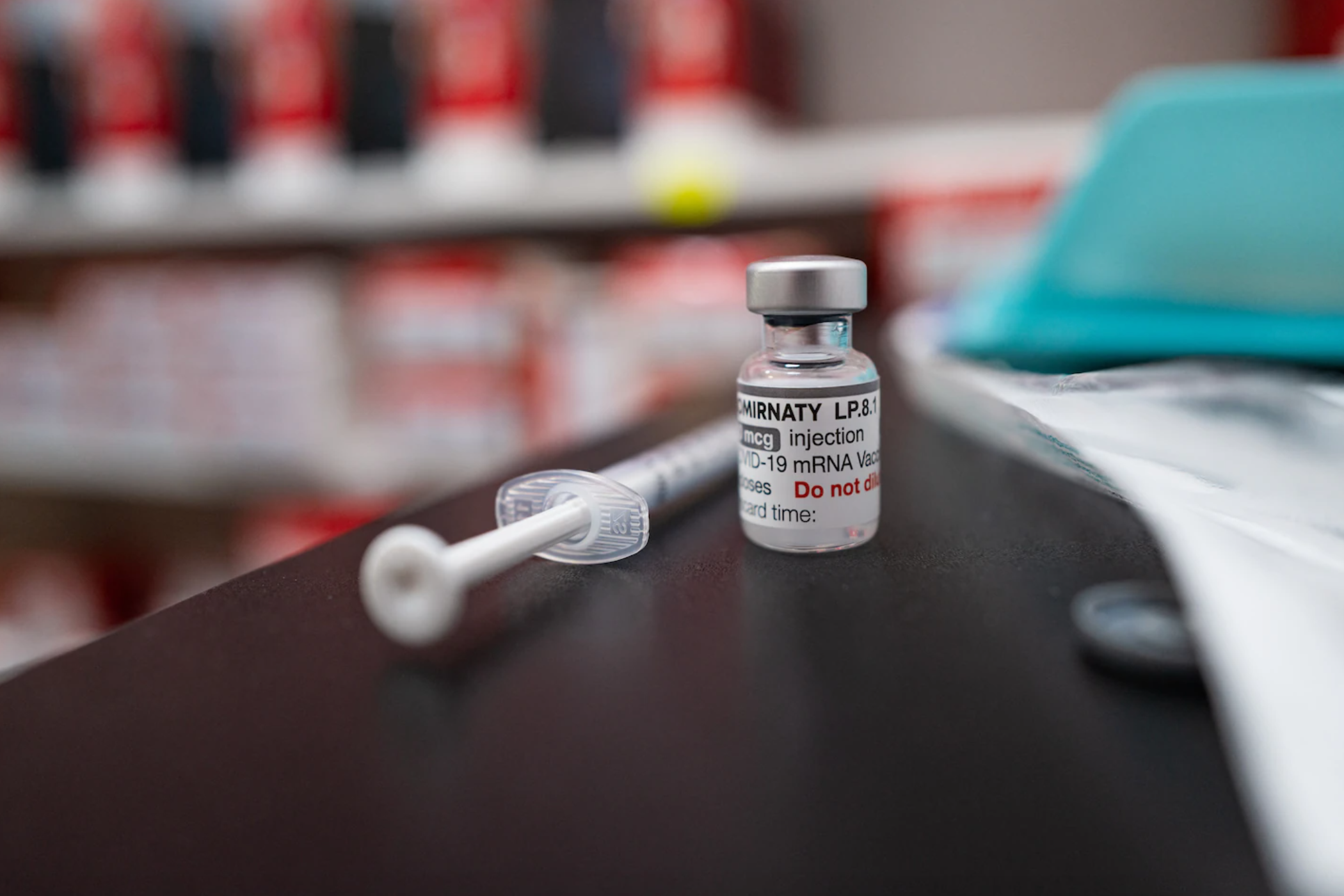 Nghiên cứu mới Vaccine Covid-19 giúp giảm mạnh nguy cơ nhồi máu cơ tim và đột quỵ