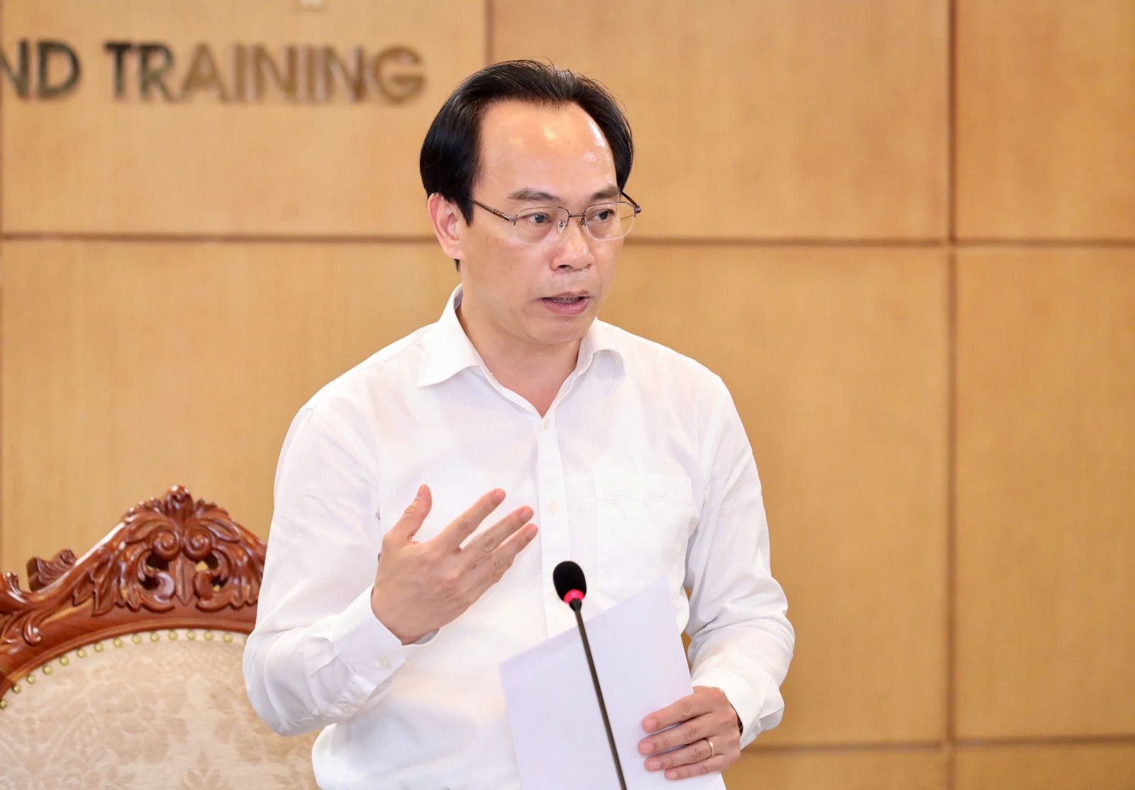 Bộ trưởng Bộ Giáo dục và Đào tạo nói về giải pháp giảm dạy thêm, học thêm
