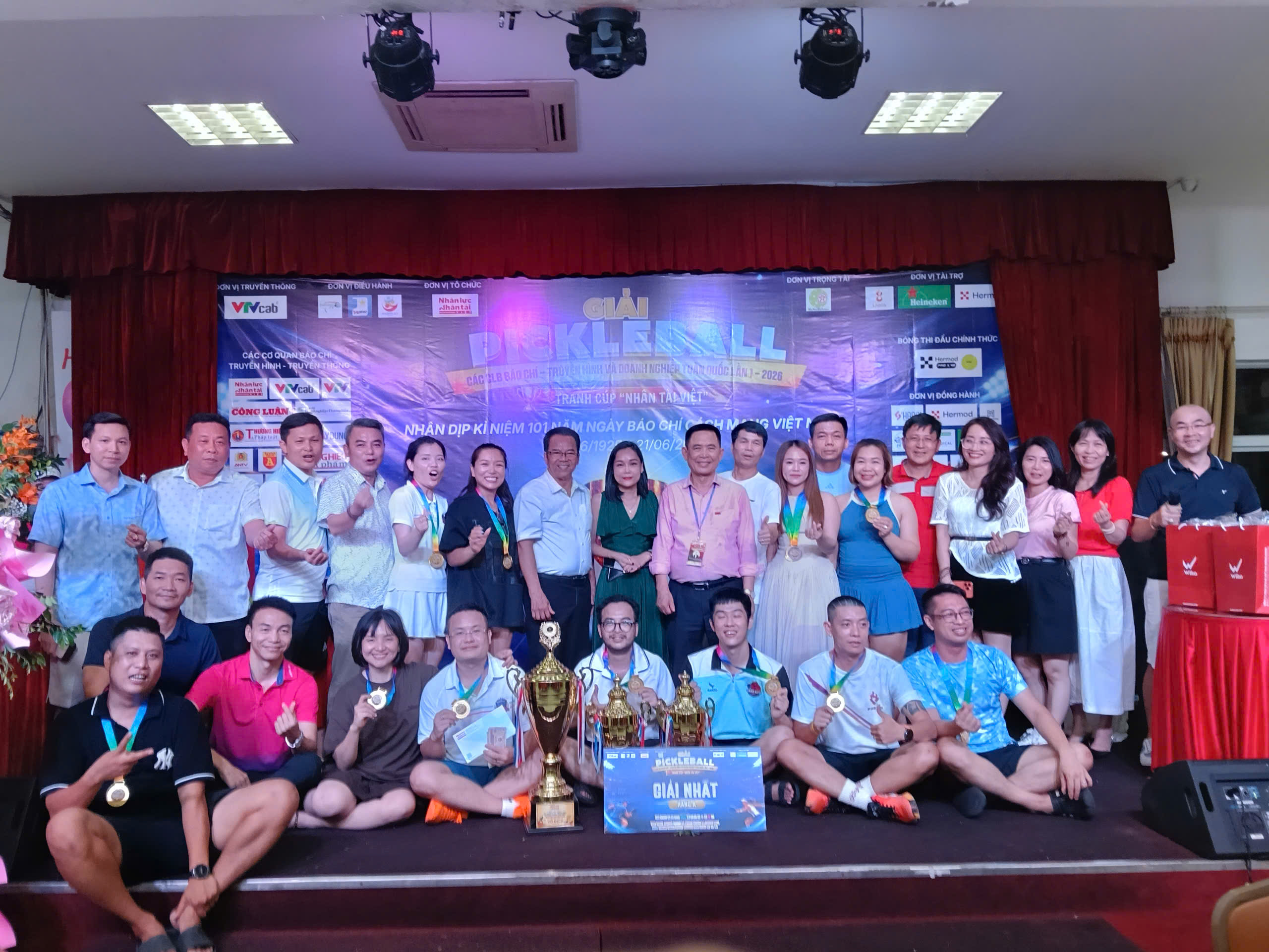 Giải Pickleball Báo chí - Truyền hình và Doanh nghiệp toàn quốc 2026 sôi động, thành công tốt đẹp