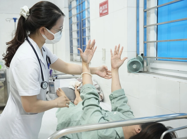 Bác sĩ cảnh báo dấu hiệu dễ nhầm với rối loạn tiền đình