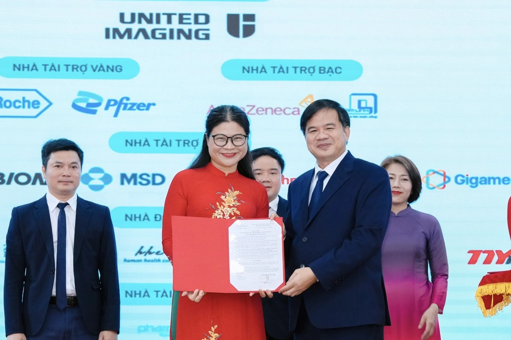Điều trị ung thư bước vào kỷ nguyên mới, thêm hy vọng kéo dài sự sống