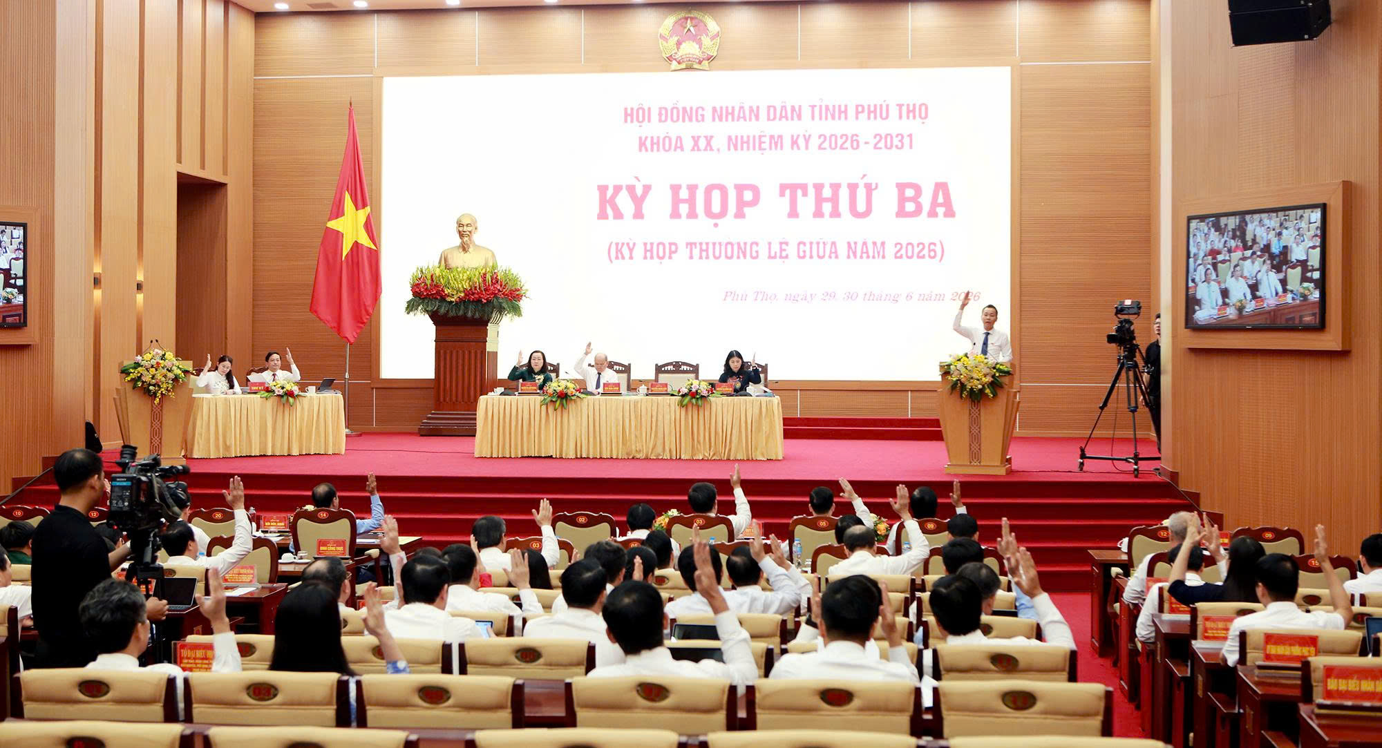 Phú Thọ tăng trưởng GRDP 6 tháng đạt 10,18 , xếp thứ 7 cả nước