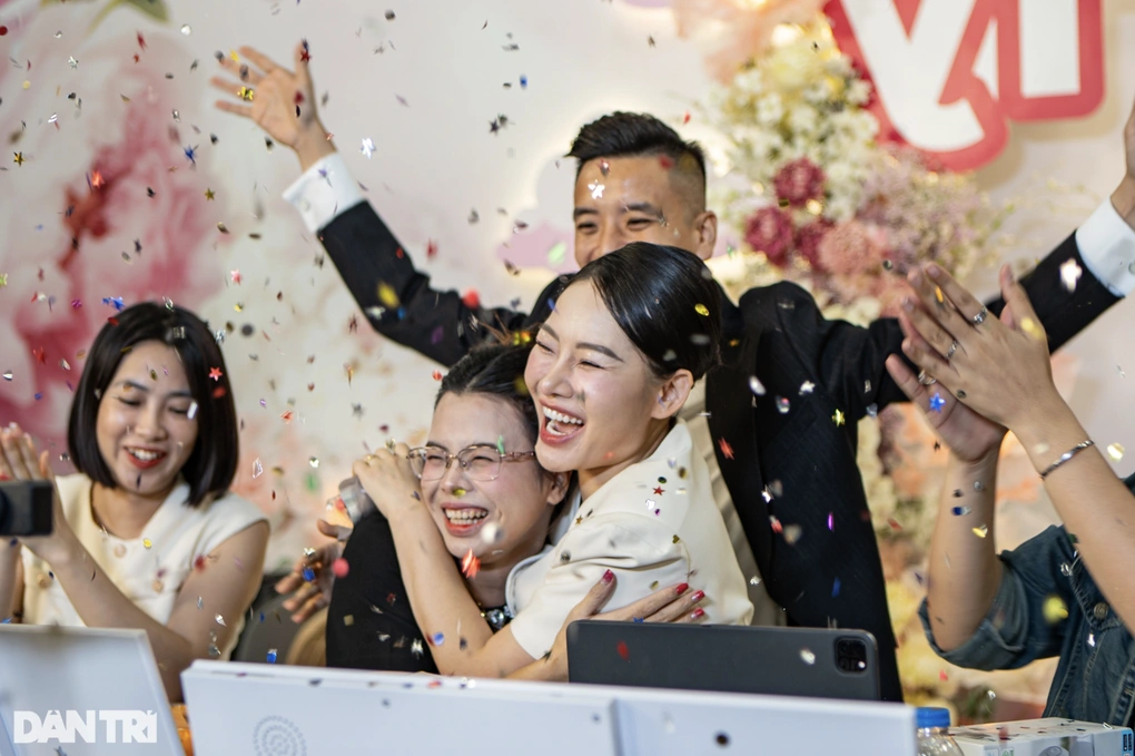 Sàn thương mại điện tử phải kiểm soát chặt người livestream bán hàng