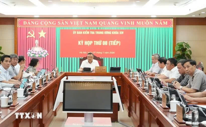 Ủy ban Kiểm tra Trung ương quyết định thi hành kỷ luật, đề nghị xem xét, thi hành kỷ luật một số cán bộ
