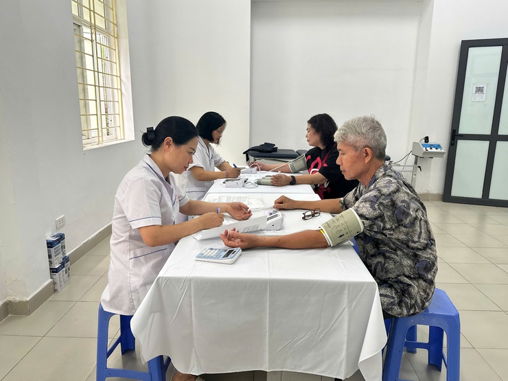 Khám sức khỏe toàn dân tại Hà Nội số hóa hồ sơ Y tế