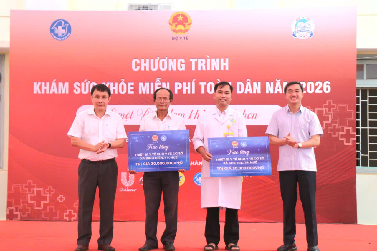 Hơn 1 000 người dân vùng cao TP Huế được khám sức khỏe miễn phí