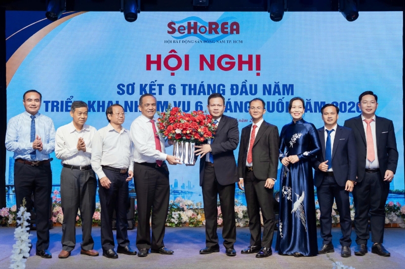 Hội Bất động sản Đông Nam TP HCM thực hiện chương trình an sinh gần 300 triệu đồng