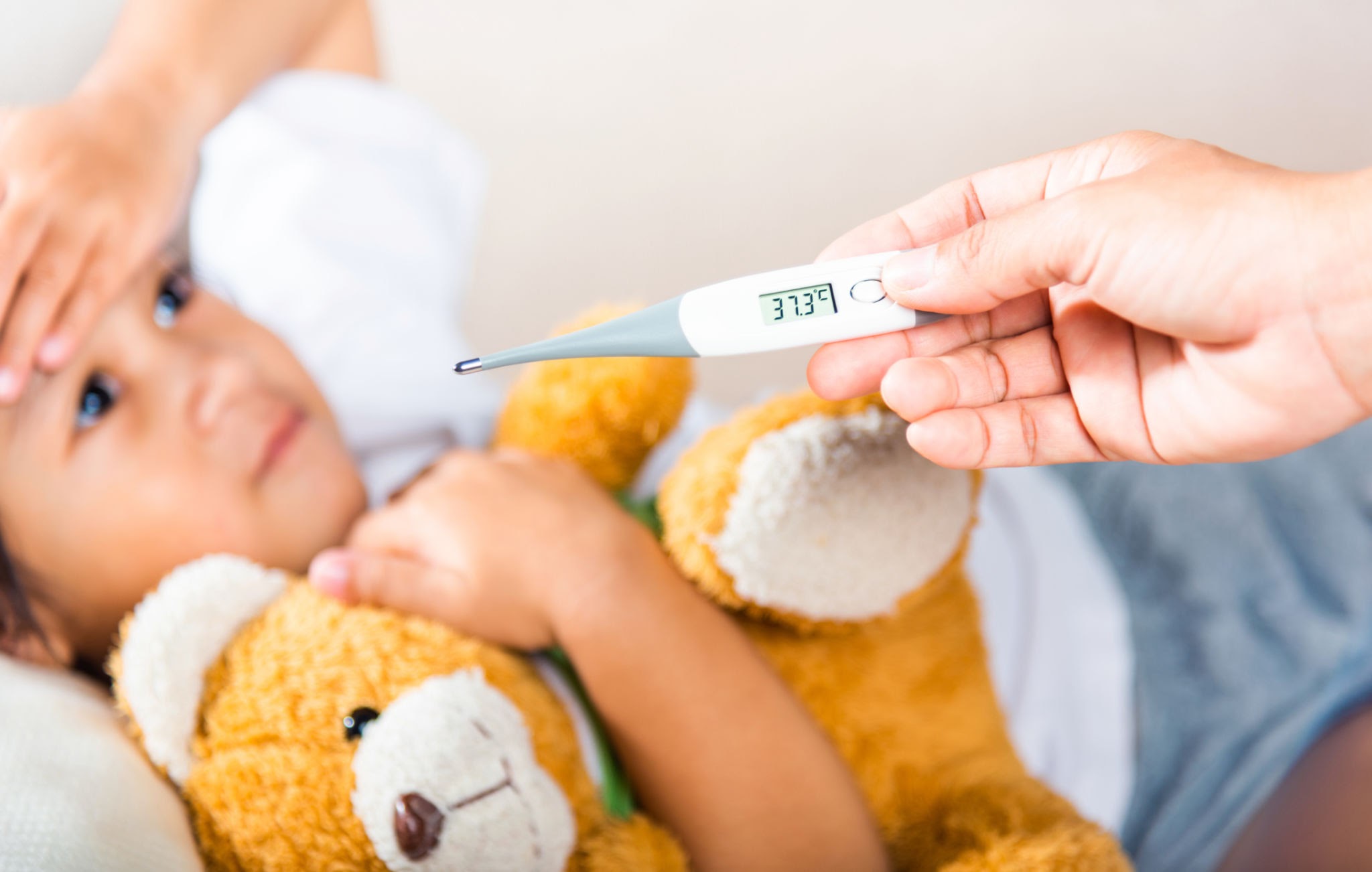 Vì sao trẻ nhỏ thường bị co giật khi sốt cao
