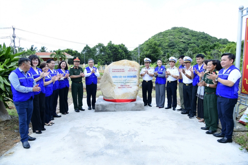 Lãnh đạo MTTQVN TPHCM tri ân tại Đặc khu Côn Đảo
