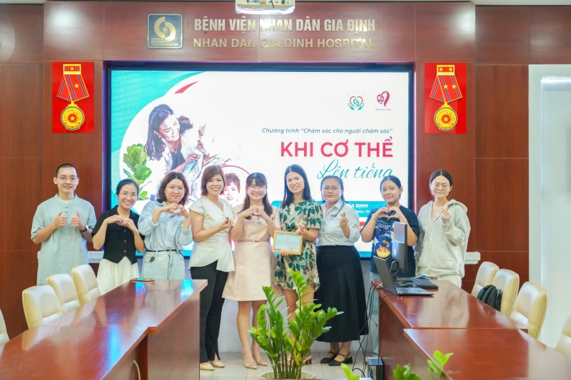 Cùng vững bước - Đồng hành cùng người bệnh ung thư  người chăm sóc