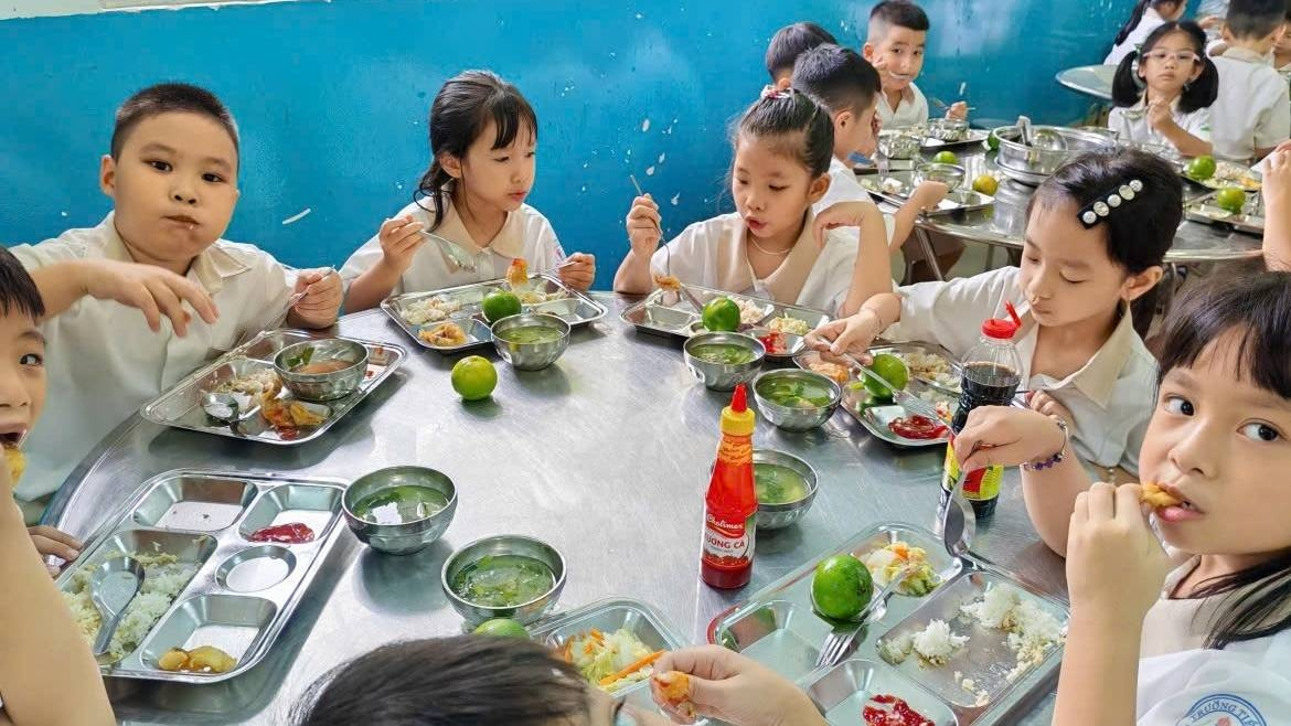 Thủ tướng yêu cầu tăng cường bảo đảm an toàn thực phẩm trong cơ sở giáo dục