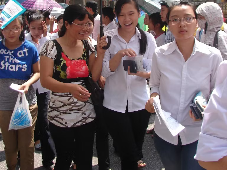 Cắt giảm các kỳ thi không cần thiết, giảm áp lực cho học sinh, phụ huynh và giáo viên
