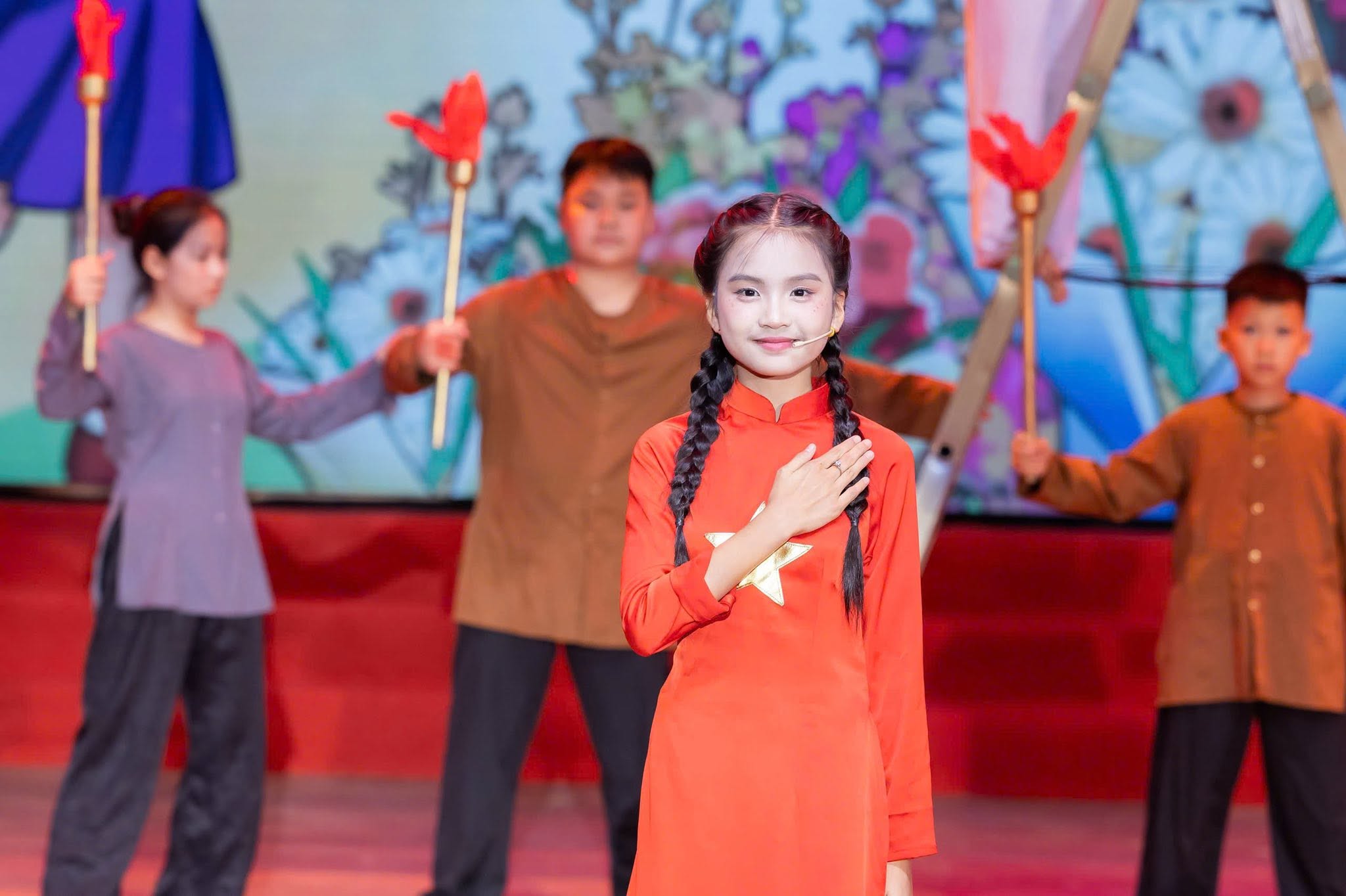 Nguyễn Phó Tường Vy Gương mặt Nhí đa tài ghi dấu ấn trên sân khấu lớn