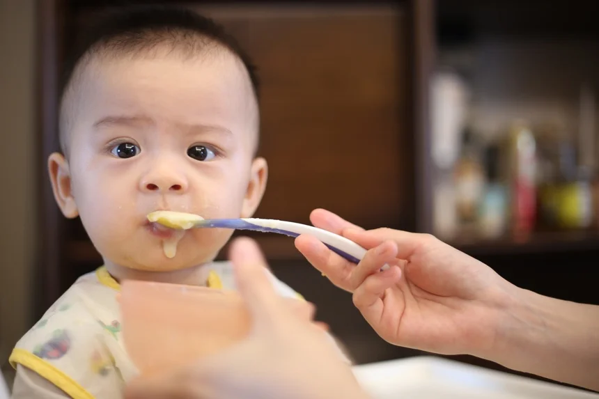 Nguyên nhân khiến trẻ bỏ ăn mà cha mẹ dễ bỏ qua