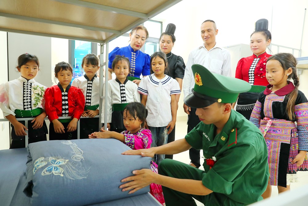 Ngôi trường nơi phên dậu Tổ quốc Gieo chữ, dựng tương lai