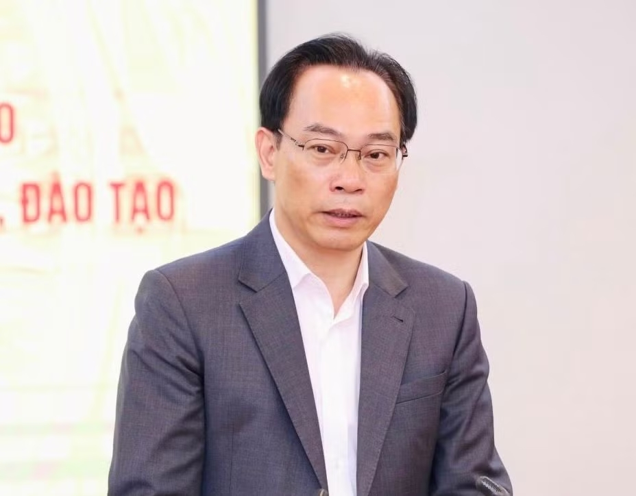 Bộ trưởng Bộ GD ĐT Hoàng Minh Sơn nêu lý do khiến học sinh gặp áp lực thi cử, học thêm