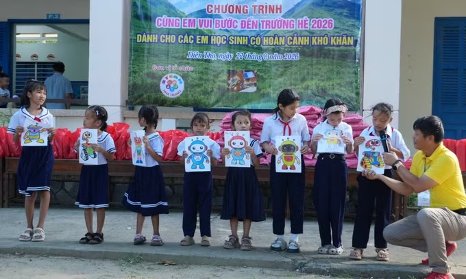 Đưa khoa học - công nghệ đến gần hơn với học sinh vùng khó