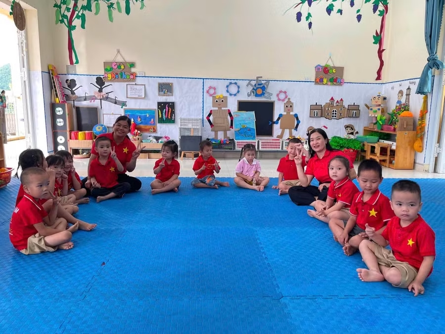 Nỗ lực giữ vững phổ cập giáo dục mầm non cho trẻ 3-5 tuổi ở vùng khó