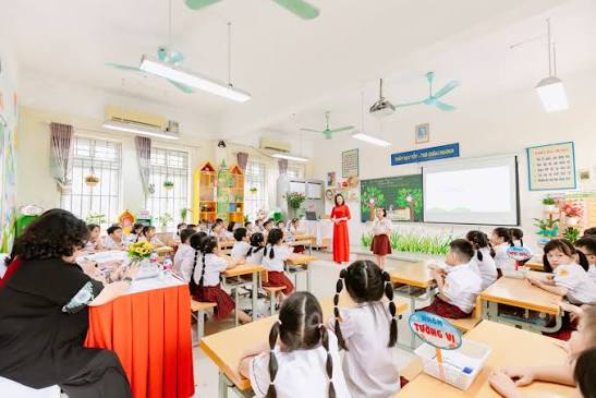 Bộ GD ĐT yêu cầu bỏ các cuộc thi, hội họp hình thức, gây áp lực và không chất lượng cho học sinh, giáo viên