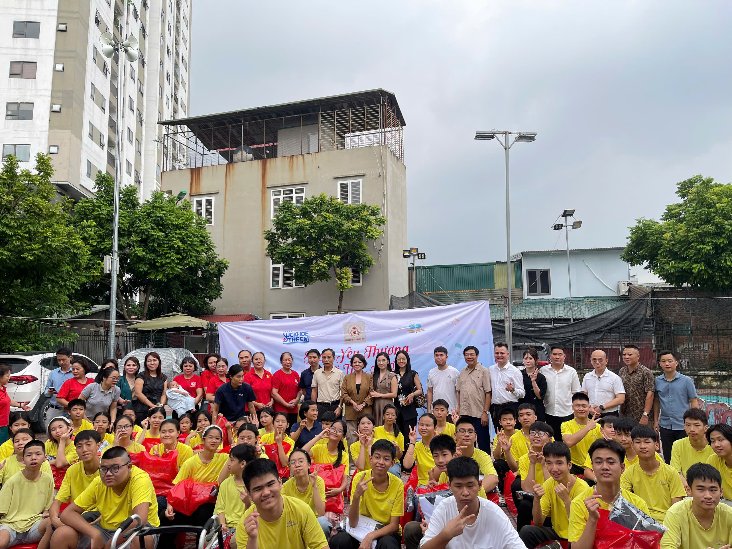 Tiếp sức ước mơ cho trẻ khiếm thính