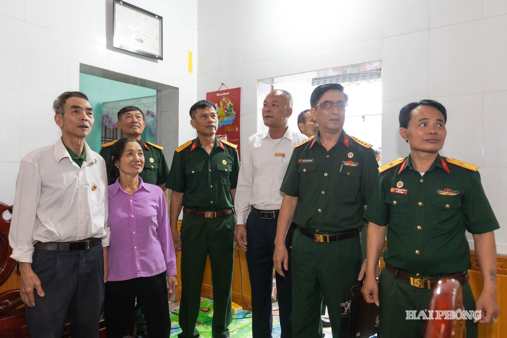 Ấm áp những mái nhà đồng đội