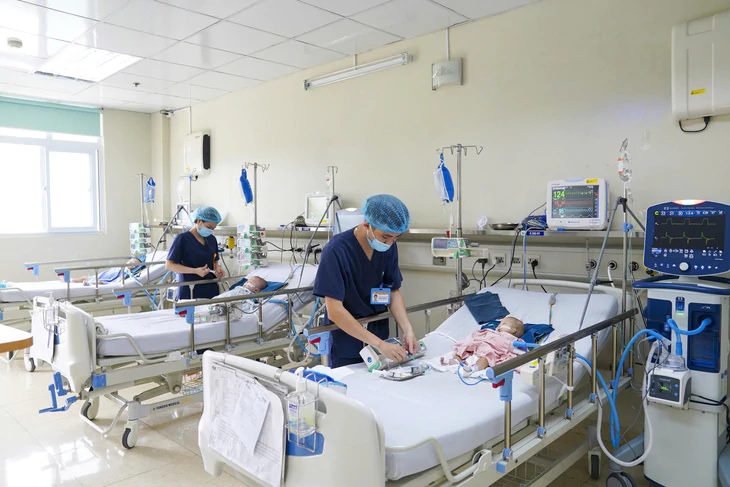 Gia tăng trẻ nhập viện vì cúm Cảnh báo vòng lặp dịch bệnh lây lan