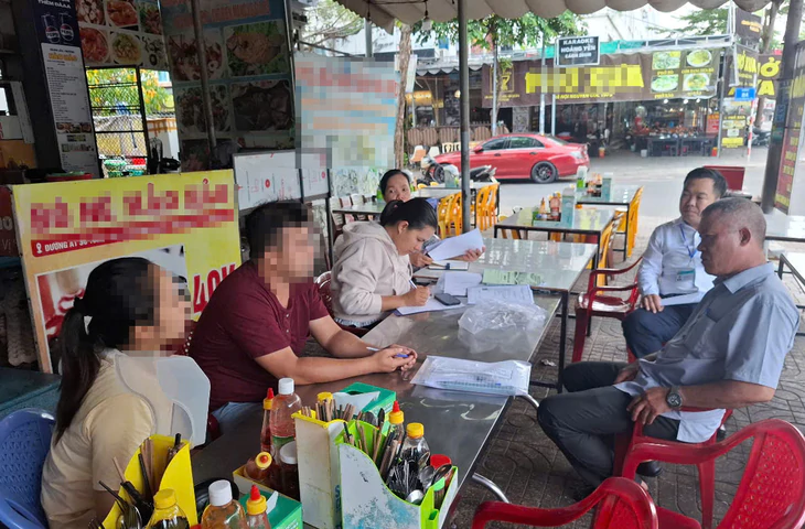 Nha Trang Xử phạt nhiều cơ sở kinh doanh ăn uống vi phạm an toàn thực phẩm