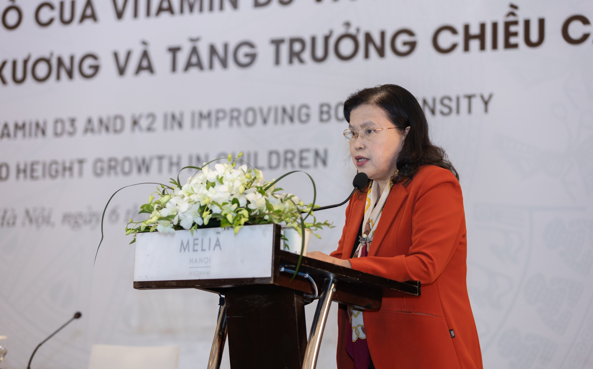 PGS.TS Nguyễn Thị Xuyên, Chủ tịch Tổng hội Y học Việt Nam nhấn mạnh: Một trong những nguyên nhân chính của tình trạng thấp còi là tình trạng thiếu vi chất dinh dưỡng được coi là 