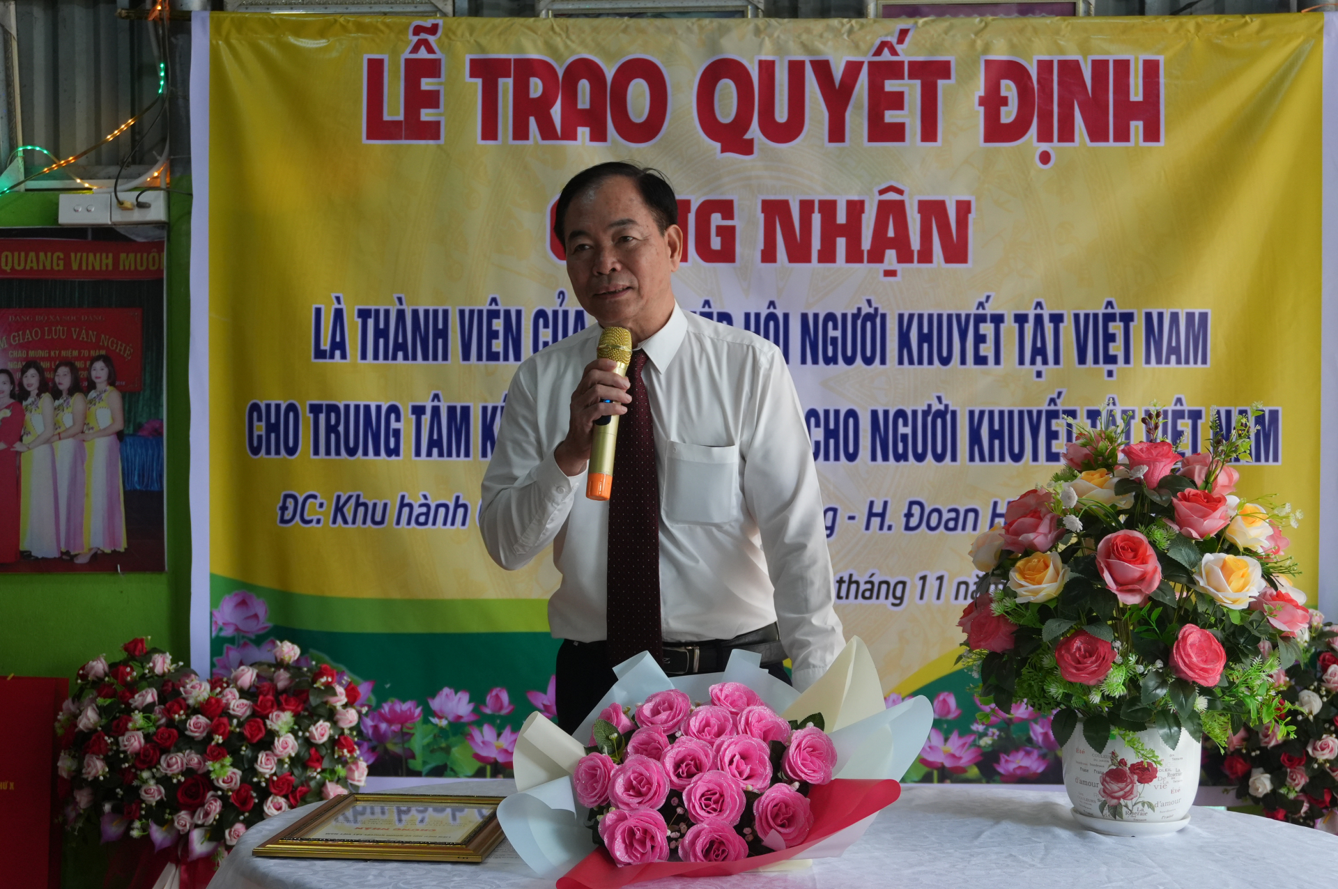 Ông Đặng Văn Thanh – Phó Chủ tịch Thường trực Liên Hiệp hội về Người khuyết tật Việt Nam (-kiêm Phó Chủ tịch Hiệp hội Doanh nghiệp Thương binh và Người khuyết tật Việt Nam) phát biểu ý kiến.