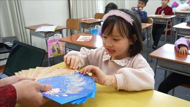 Vietnamese language school in Japan grows cultural roots
