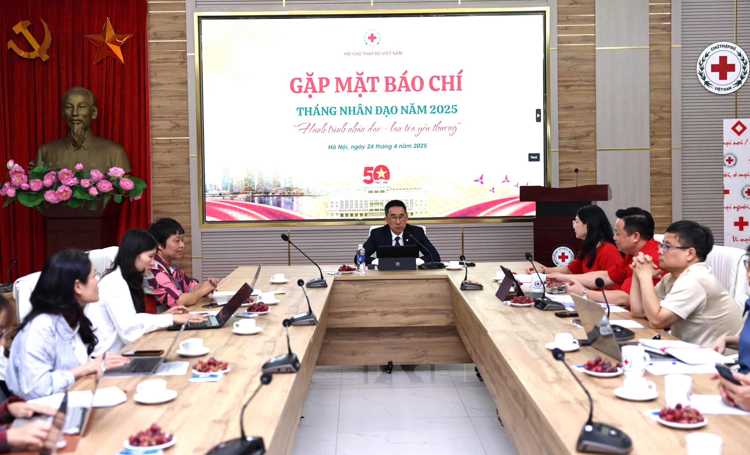 Vietnam aims to provide assistance to 100,000 individuals during the 2025 Humanitarian Month