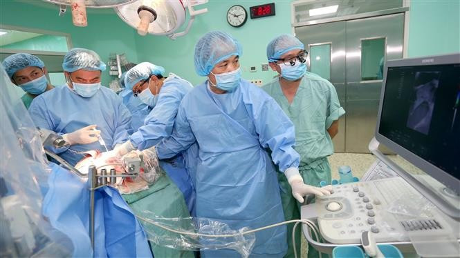Hue Central Hospital successfully performs four simultaneous organ transplants