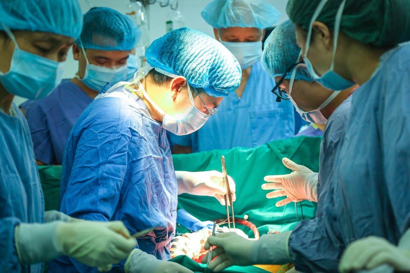 Vietnam performs first-ever domino multi-organ transplant