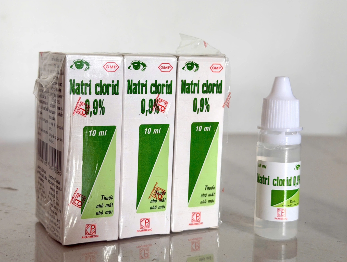 Nationwide recall of a batch of 0 9 Sodium Chloride eye drops for failing to comply with clarity quality standards